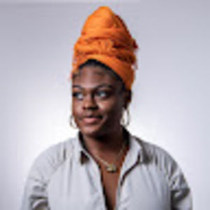 Meet your Posher, Lotoya